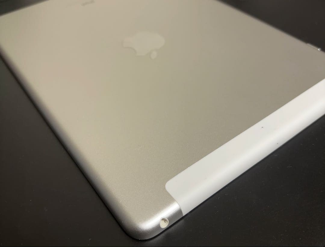 早い者勝ち　iPad 第６世代　32GB wifi+cellular