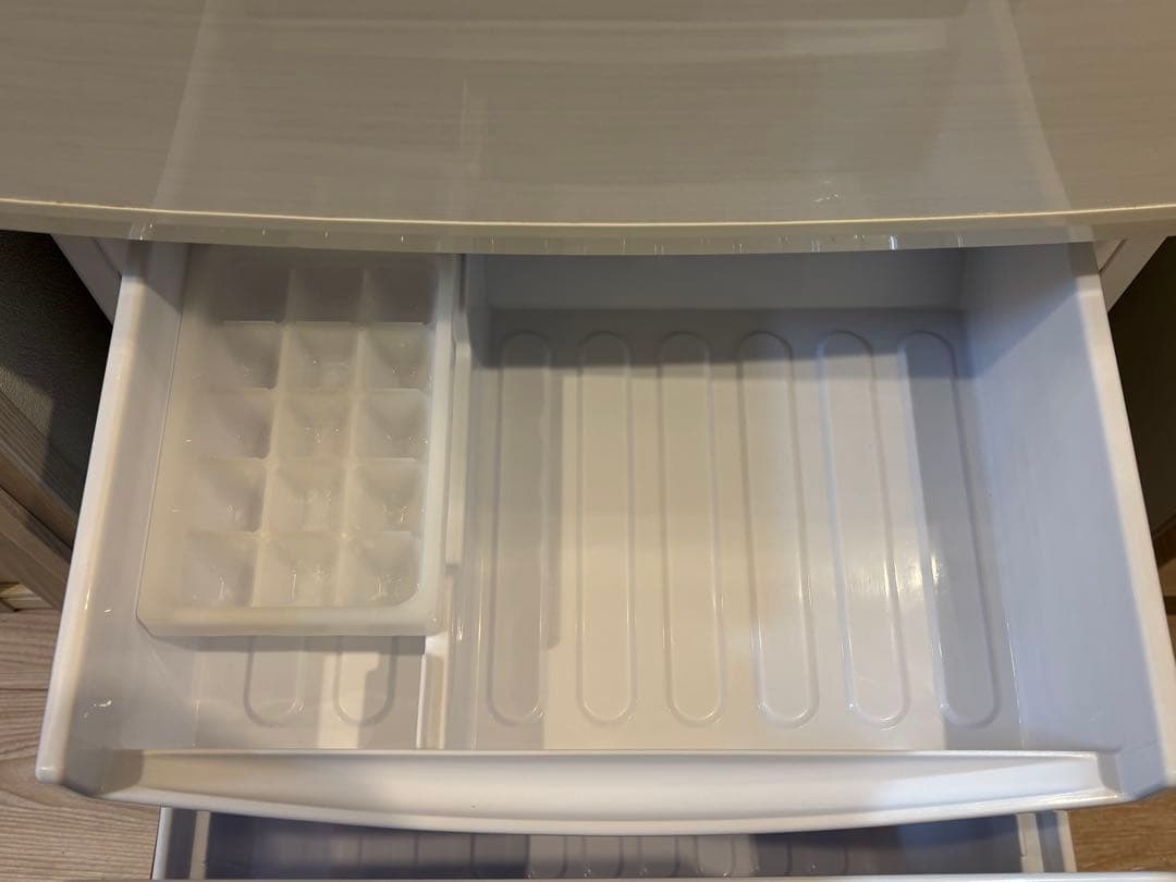 シャープ 冷蔵庫 SJ-D14C-W 137L 2ドア 右・左開き付け替えタイプ