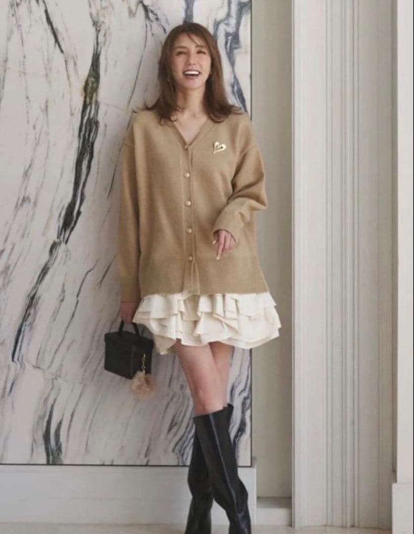 JUSGLITTY 美香さんコラボ　カーデ×ペプラムワンピSET