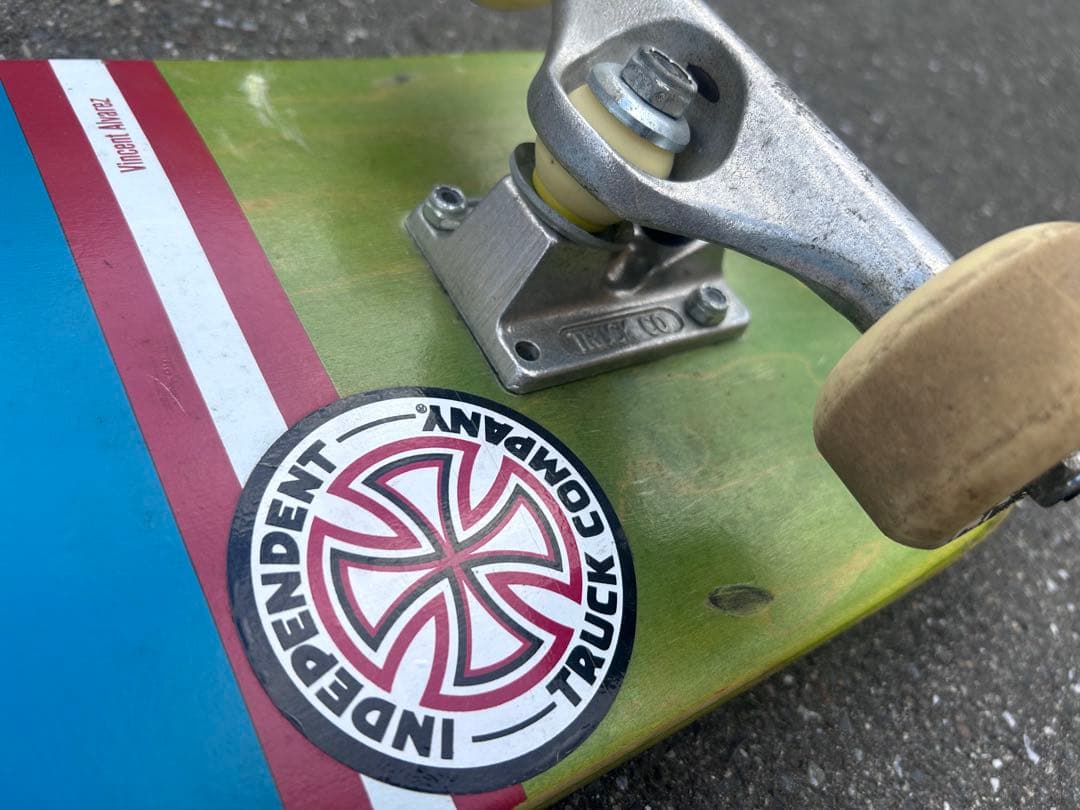 Chocolate/Vincent Alvarezスケートボード コンプリート