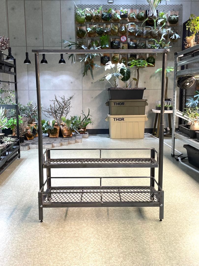 1台限定　塗装前完成品　アイアン植物棚　ミニタイプ　2段目半サイズ