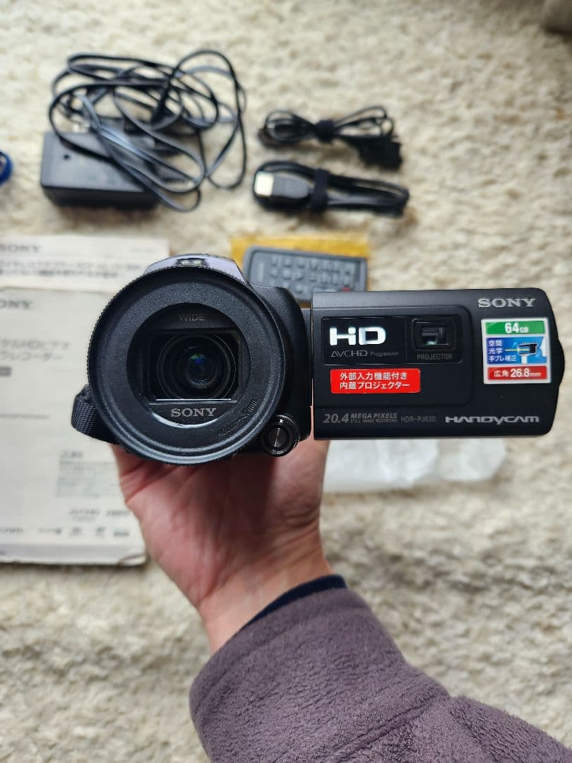 ゆ*み様 SONY HDR-PJ630V ビデオカメラ　三脚付き