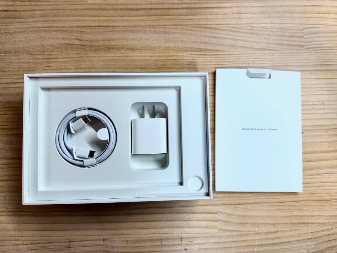 【極美品】iPadmini 第7世代、アップルペンシルPro、スマートフォリオ