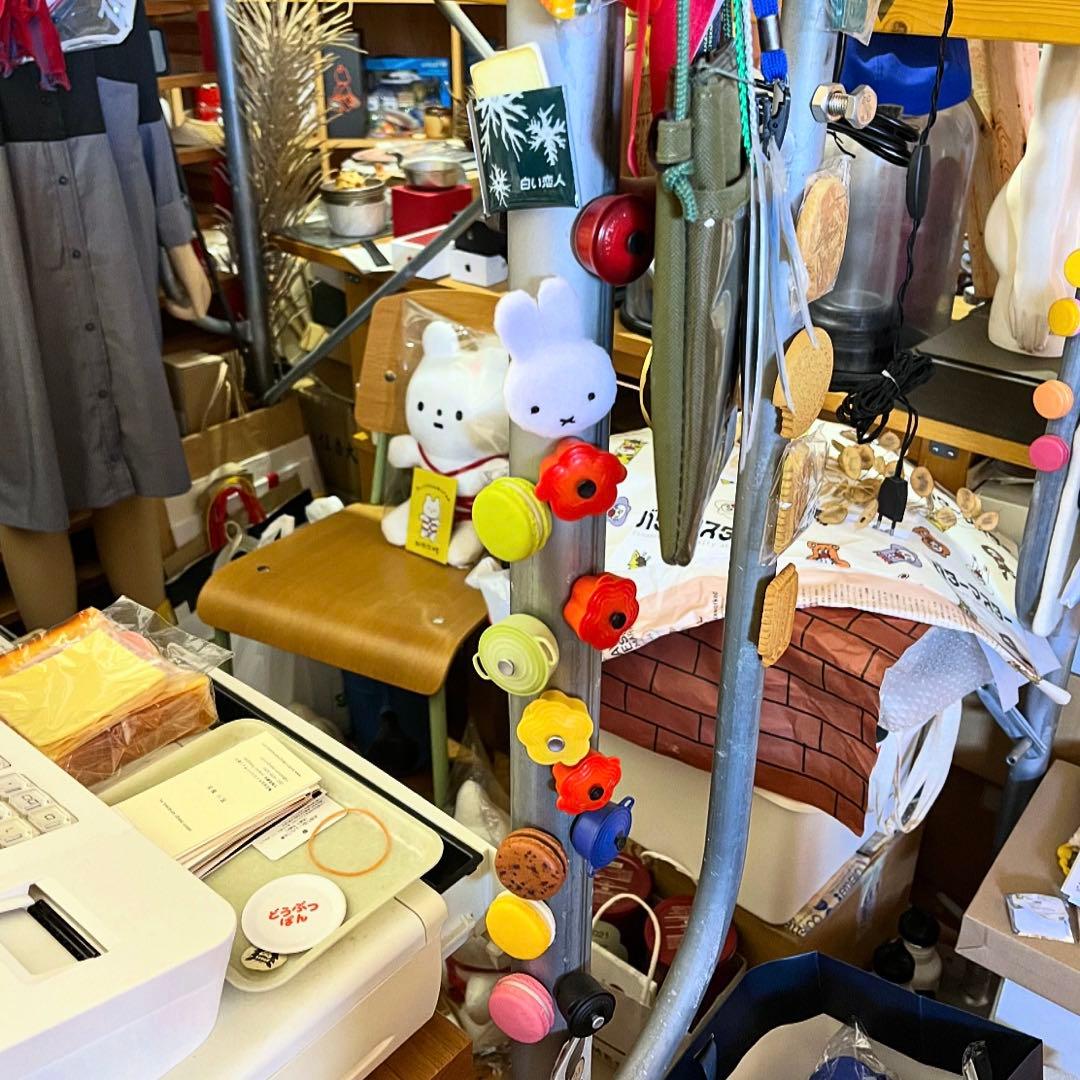 CASIOカシオ目覚ましアラーム置時計チープカシオGショックSHOCK腕時計新品