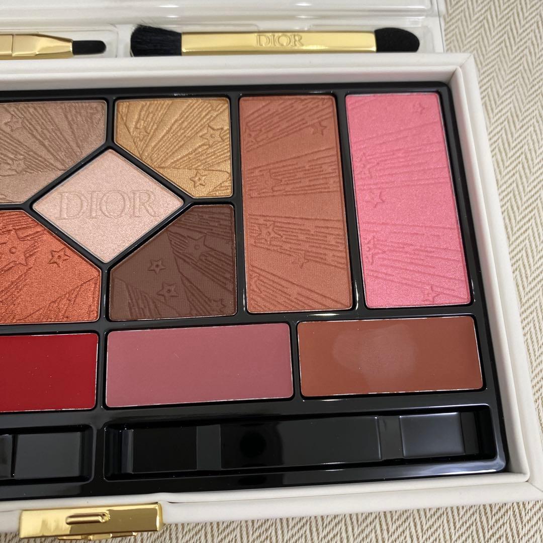 クチュール マルチユース パレット ホリデーコレクション 2025 限定品