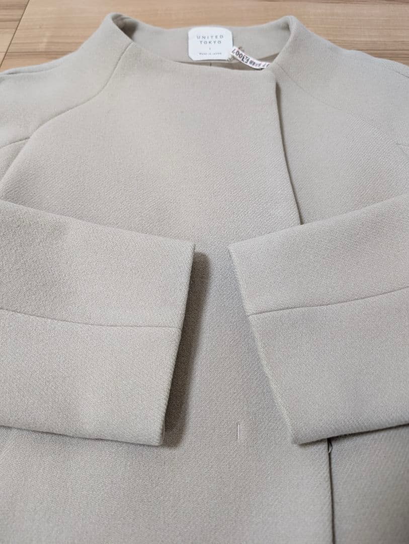 ユナイテッドトウキョウ ハイネックコクーンコート
