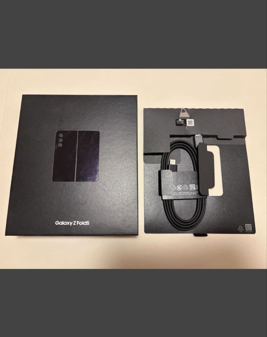 スマートフォン本体 GALAXY Zfold 5 256G