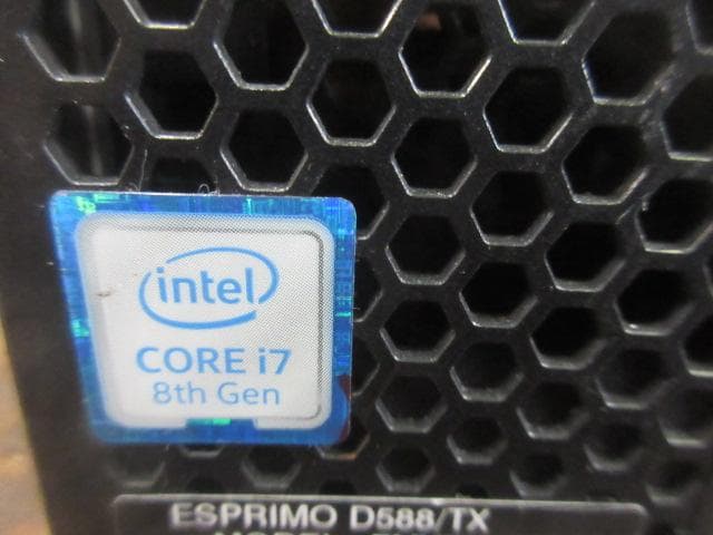 送料込★ 富士通 ESPRIMO D588/TX i7 8th Genジャンク
