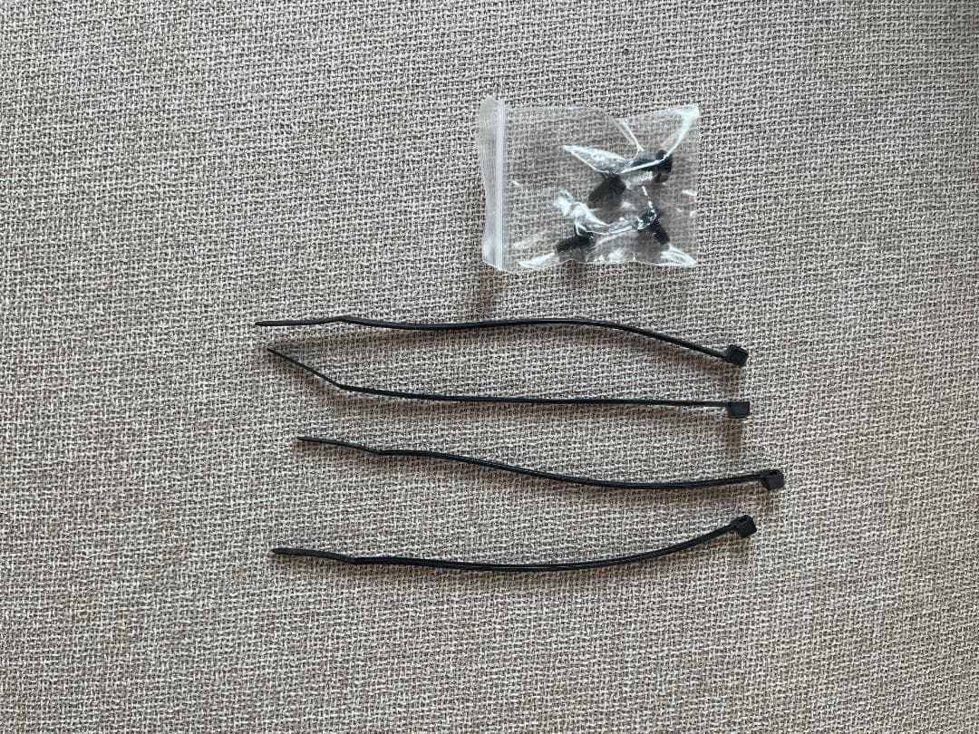 【80+ Platinum】Thermaltake 1050W 使用1年 完備品