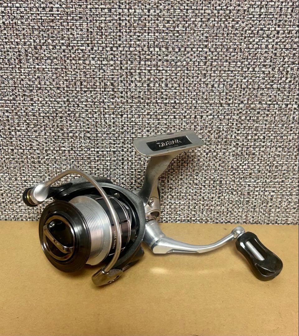 ダイワ 14イグニス 2505H TYPE-R スピニングリール
