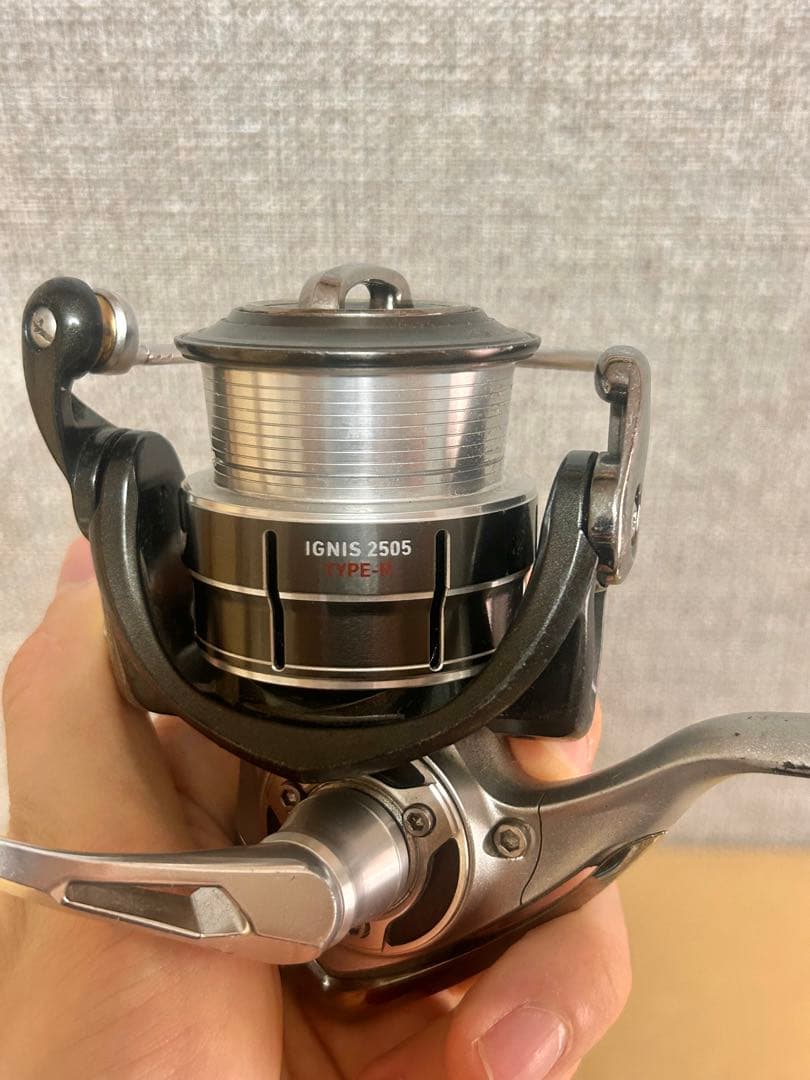 ダイワ 14イグニス 2505H TYPE-R スピニングリール