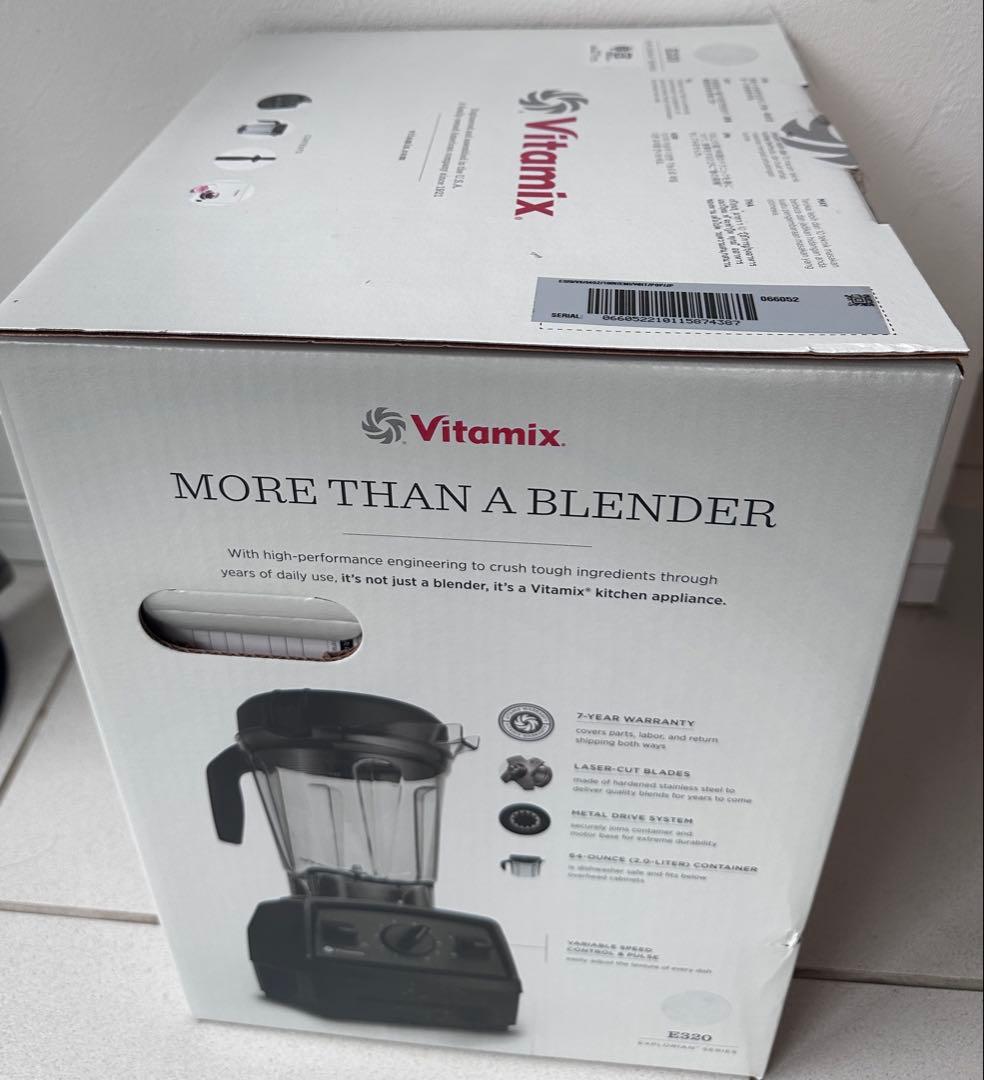 Vitamix E320 Explorian Series ブレンダー