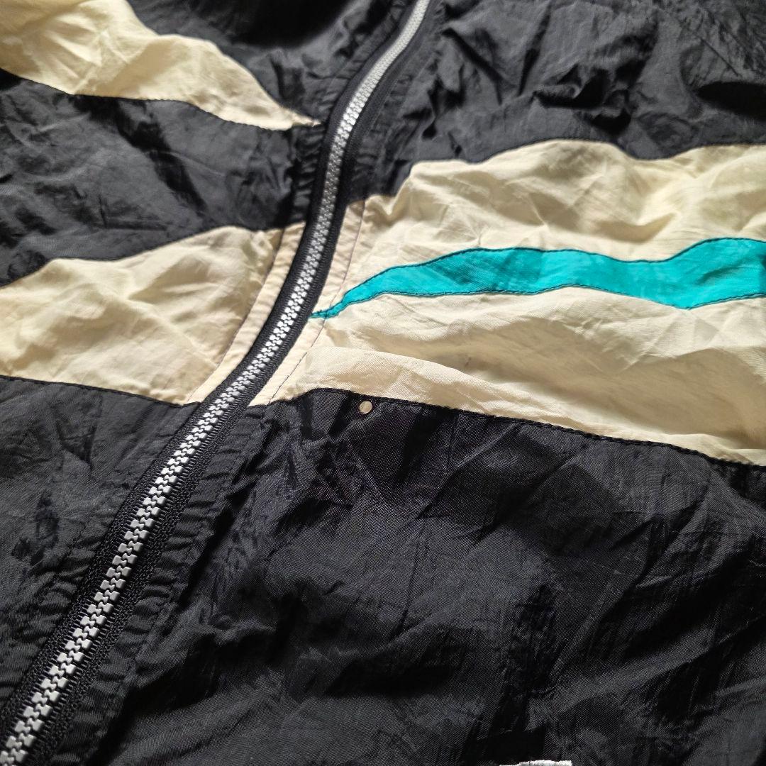 入手困難90sNBAバンクーバーグリズリーズナイロンジャケット刺繍ロゴ短丈バスケ