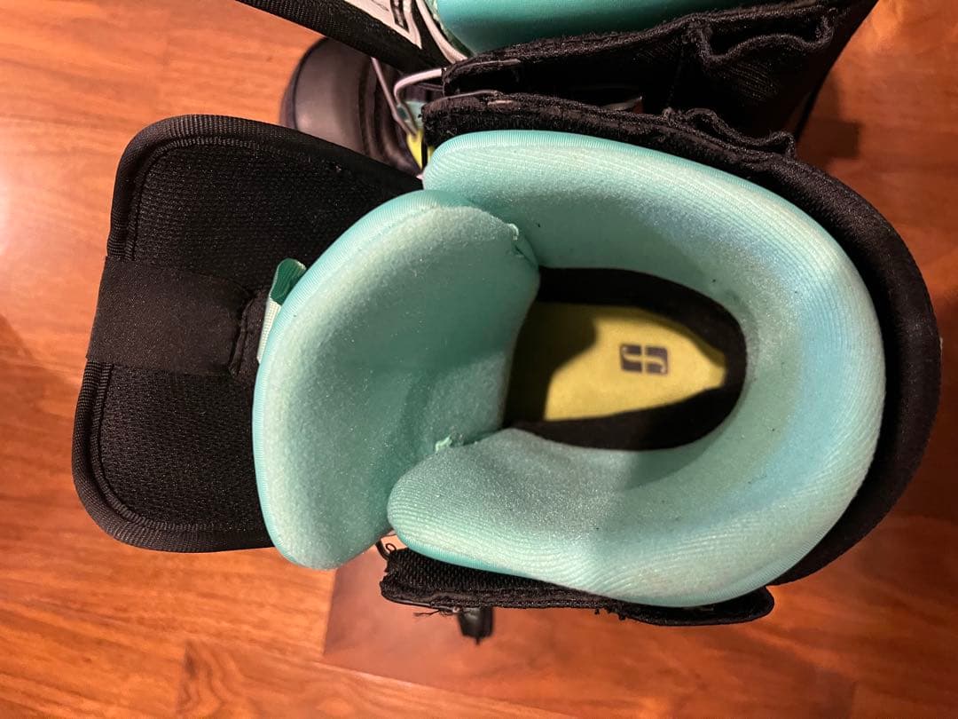 FORUM HIGH SPEED スノーボードブーツ