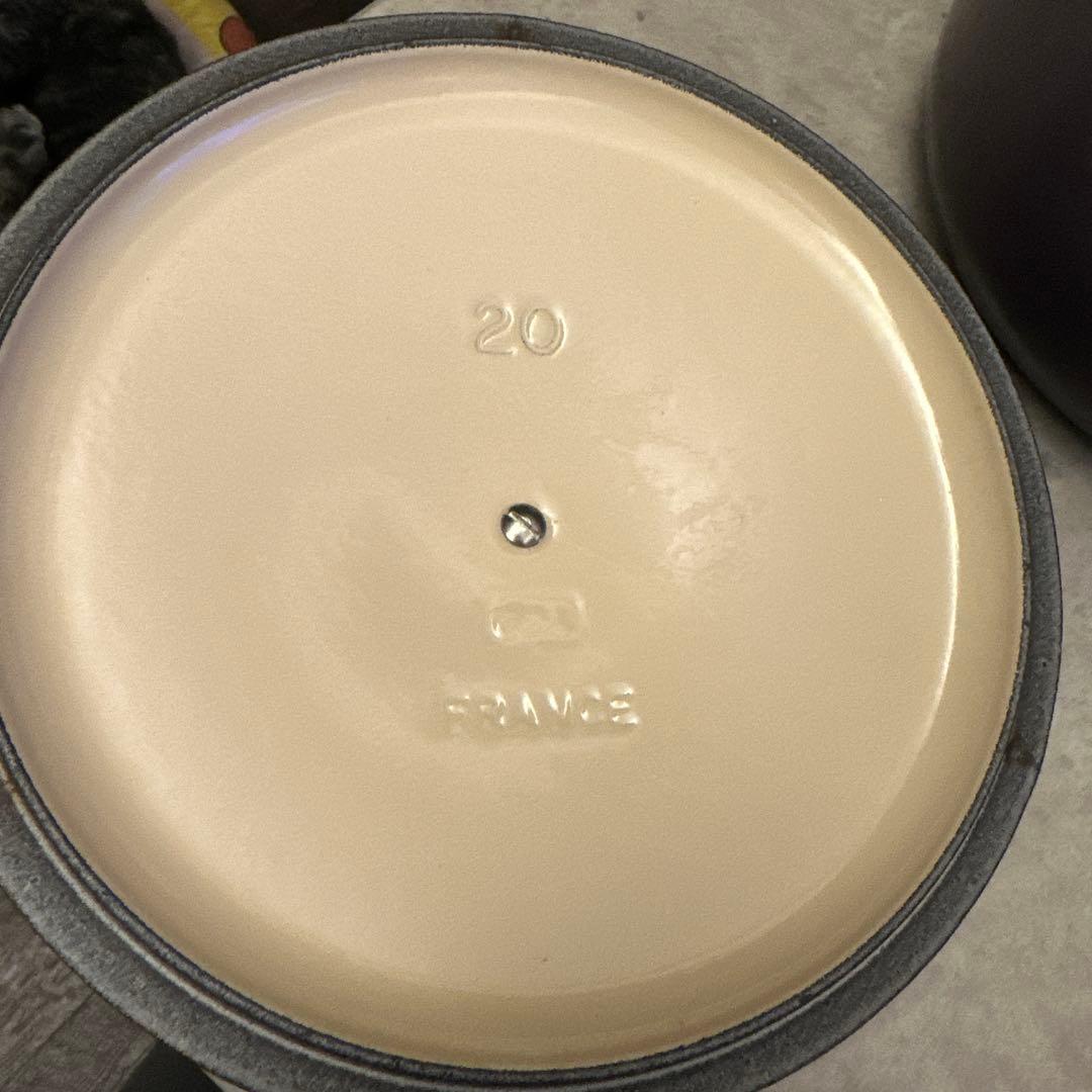 Le Creuset パープル 両手鍋 20cm