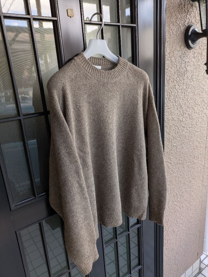 COMOLI カシミヤクルーネックニット サイズ3　未使用タグ付き