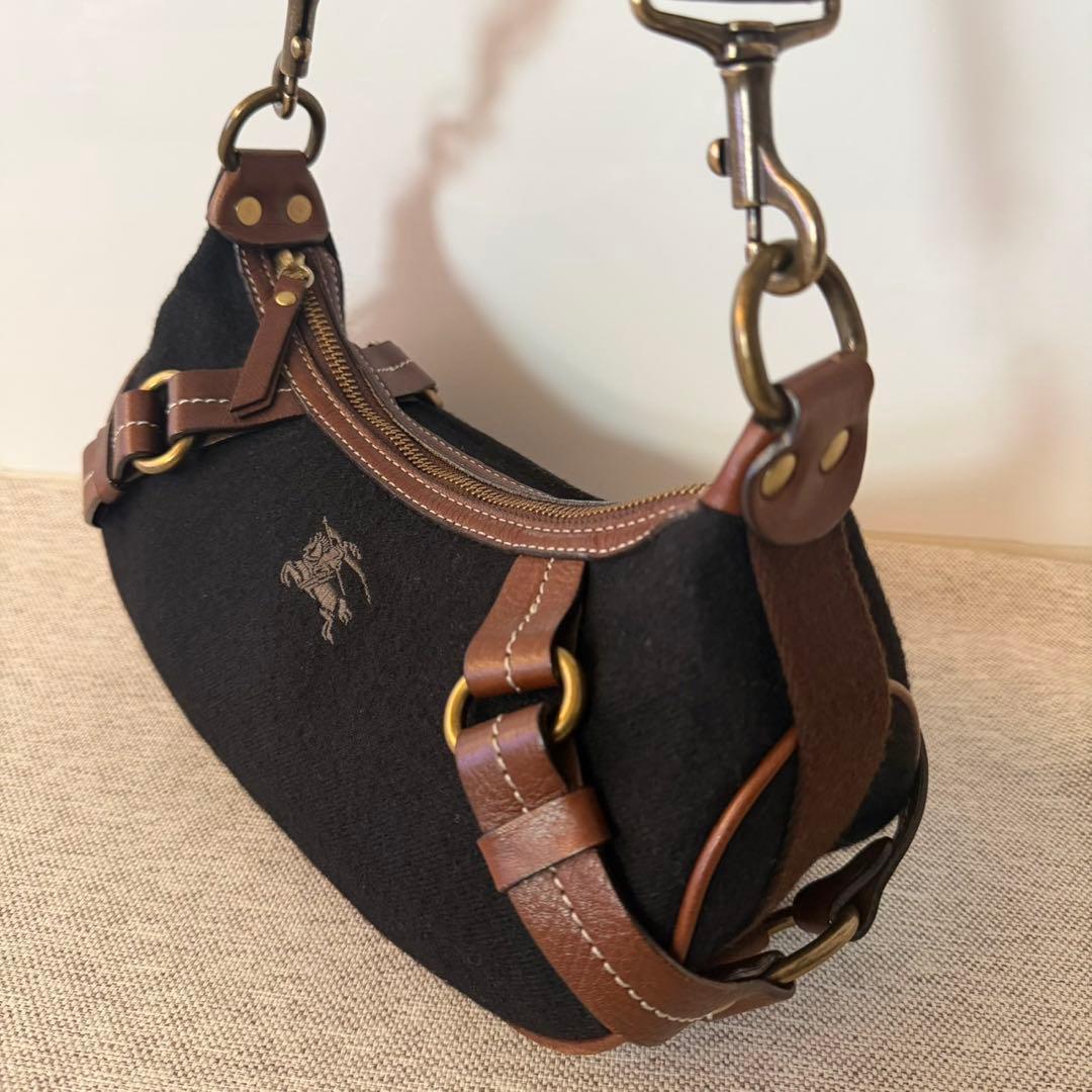 バーバリー ブルーレーベル ショルダーバッグ ウール　レザー ブラック