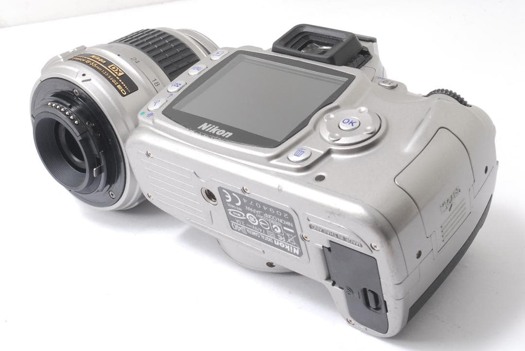 朱*丸様 ❤小さい軽い簡単綺麗❤Nikon Ｄ40❤届いてすぐ使える❤初心者お勧