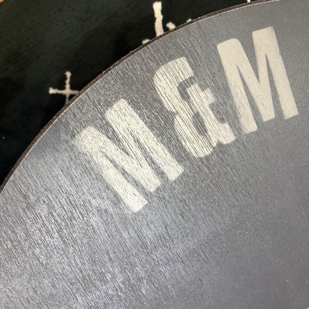 【未使用】M&M カスタムパフォーマンス ロゴ入り 黒円形 ローテーブル 家具