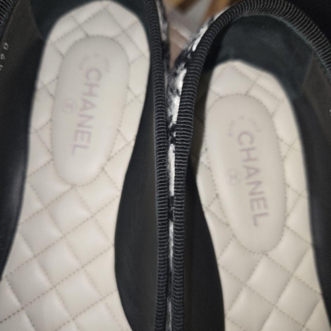 CHANEL フラットシューズ 37.5 ブラック・ホワイト