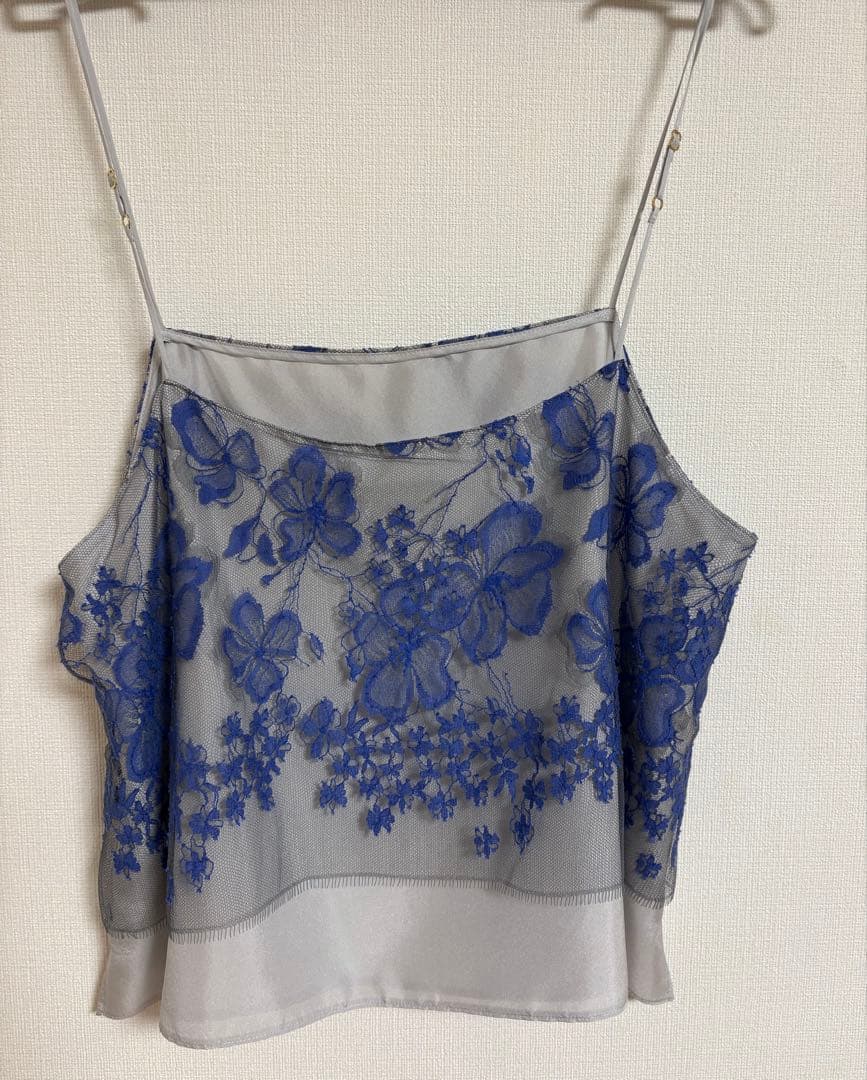 【完売品】ebureエブール ブルーフラワーレースキャミソール