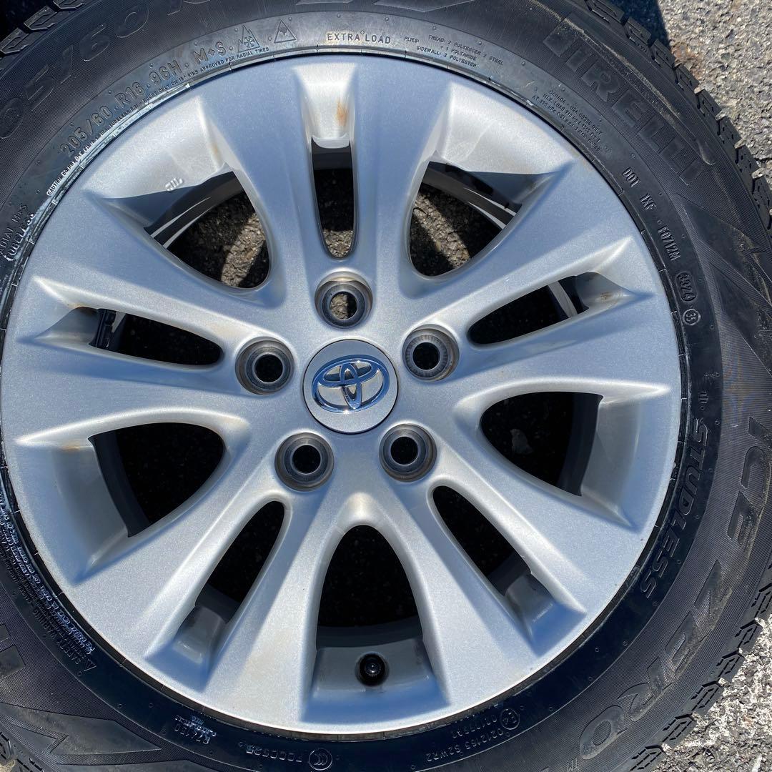 新品‼️ピレリスタッドレスセット 205/60R16 80系ノア ヴォクシー等