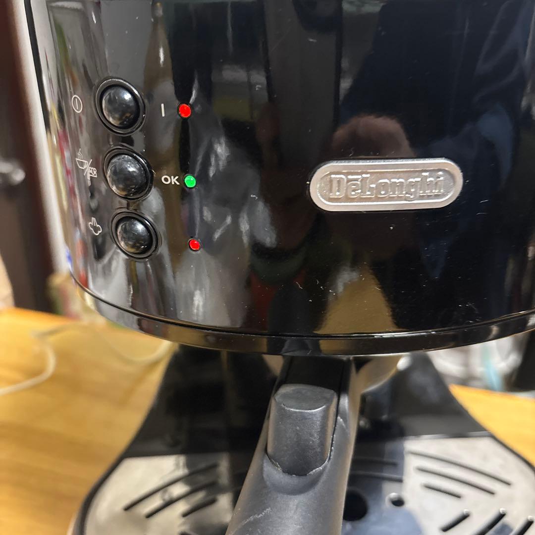 DeLonghi ECO310 BKエスプレッソマシン