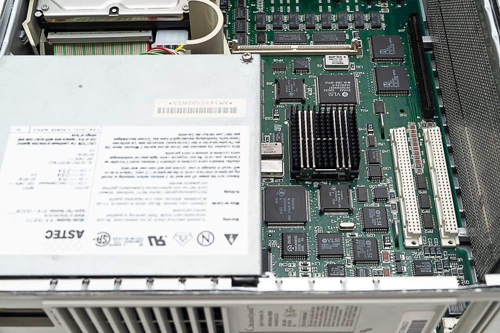 Apple Macintosh Quadra700 ビンテージマック