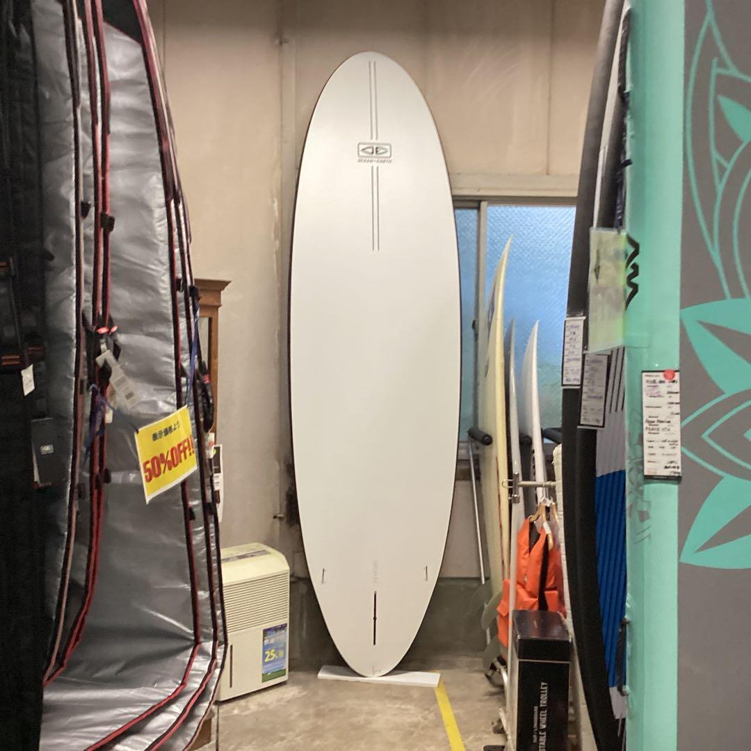 新品最高に乗り安いと大人気のO&E SUPスクイーズ9’6波にも乗れる