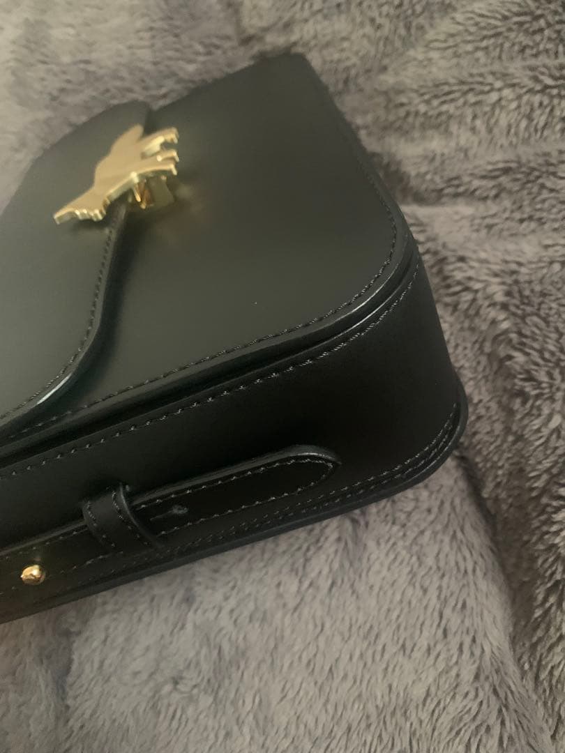 MAISON KITSUNÉ EdieレザーショルダーLサイズ　ブラック