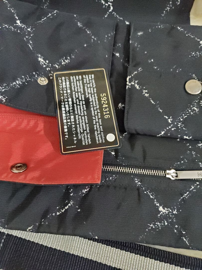 CHANEL シャネル　ウエストポーチ　ボディバッグ