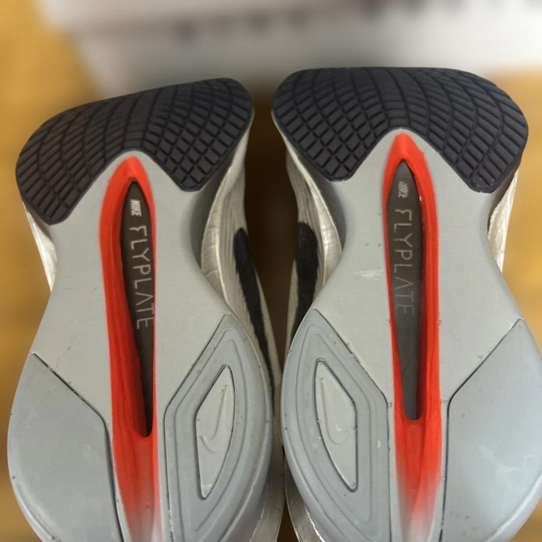 Nike ヴェイパーフライ4 27.0cm