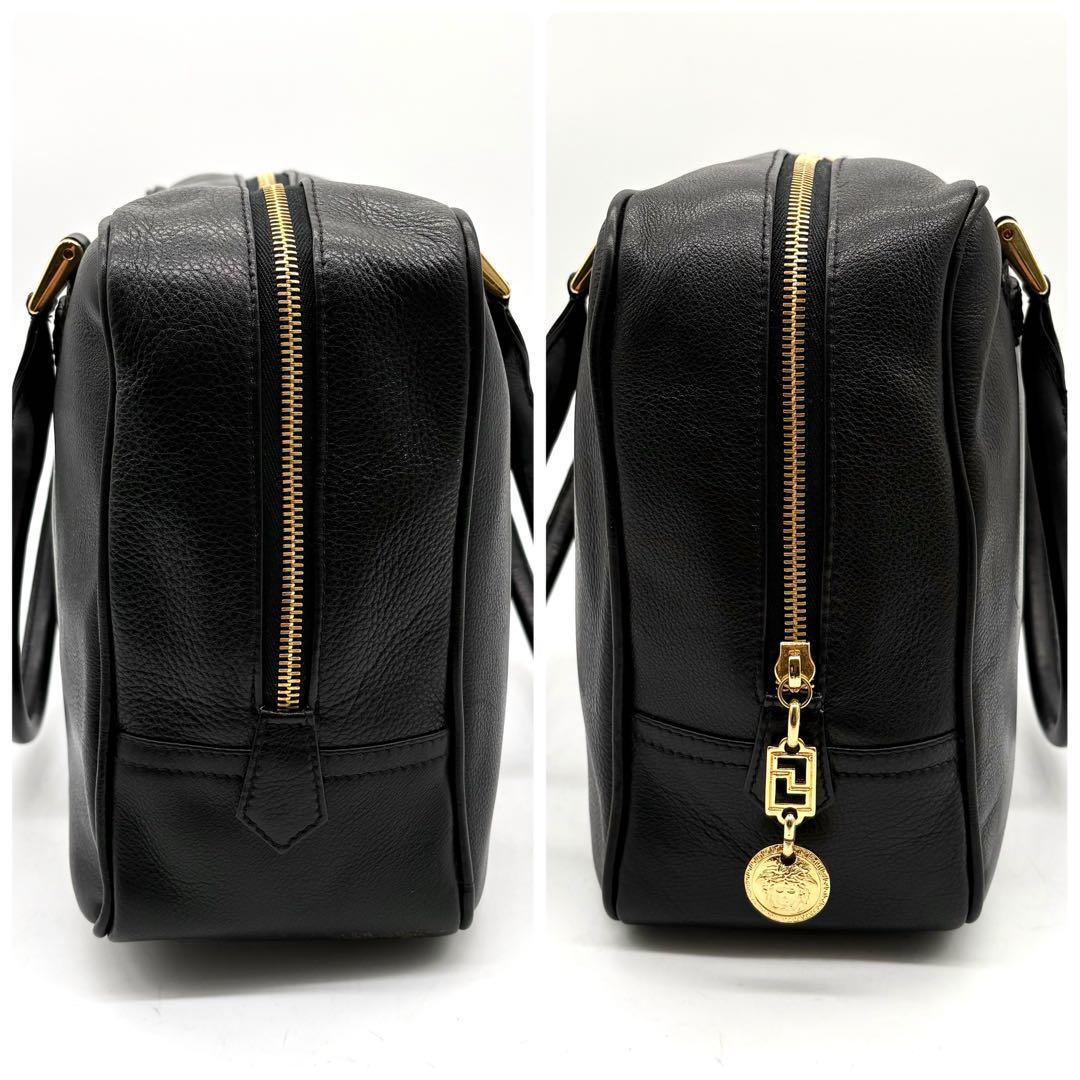美品✨ヴェルサーチ ハンドバッグ メデューサ レザー ゴールド金具 ブラック