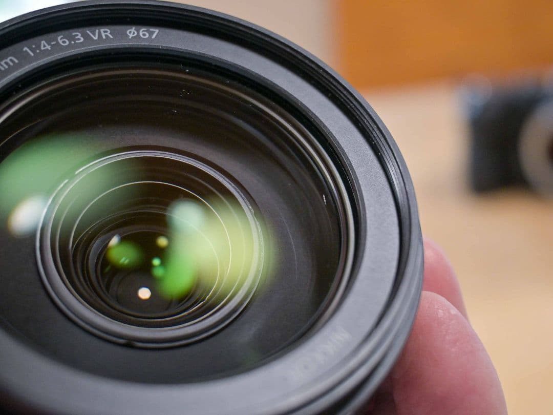 Nikon Z5 本体 ＆ NIKKOR 24-200レンズ