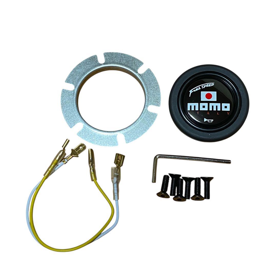 MOMO　3スポーク　ディープコーンステアリング　ホーンボタン