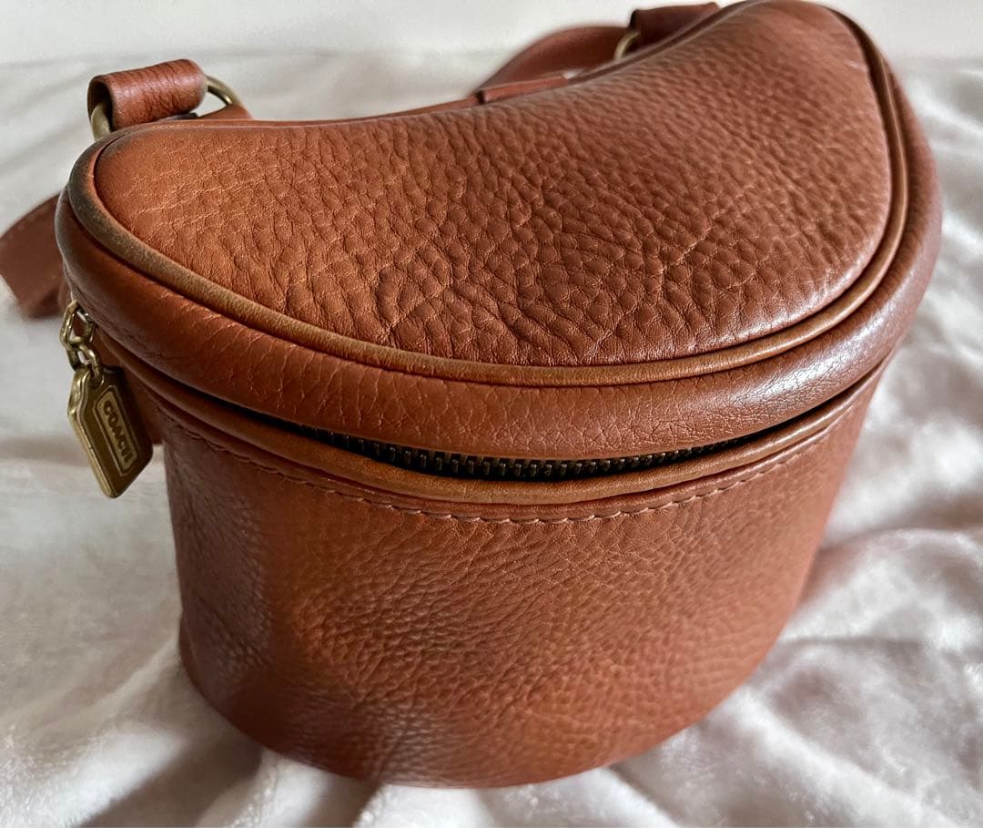 希少　オールドコーチ　ソノマコレクションウエストポーチ　ショルダーバッグ　半円型