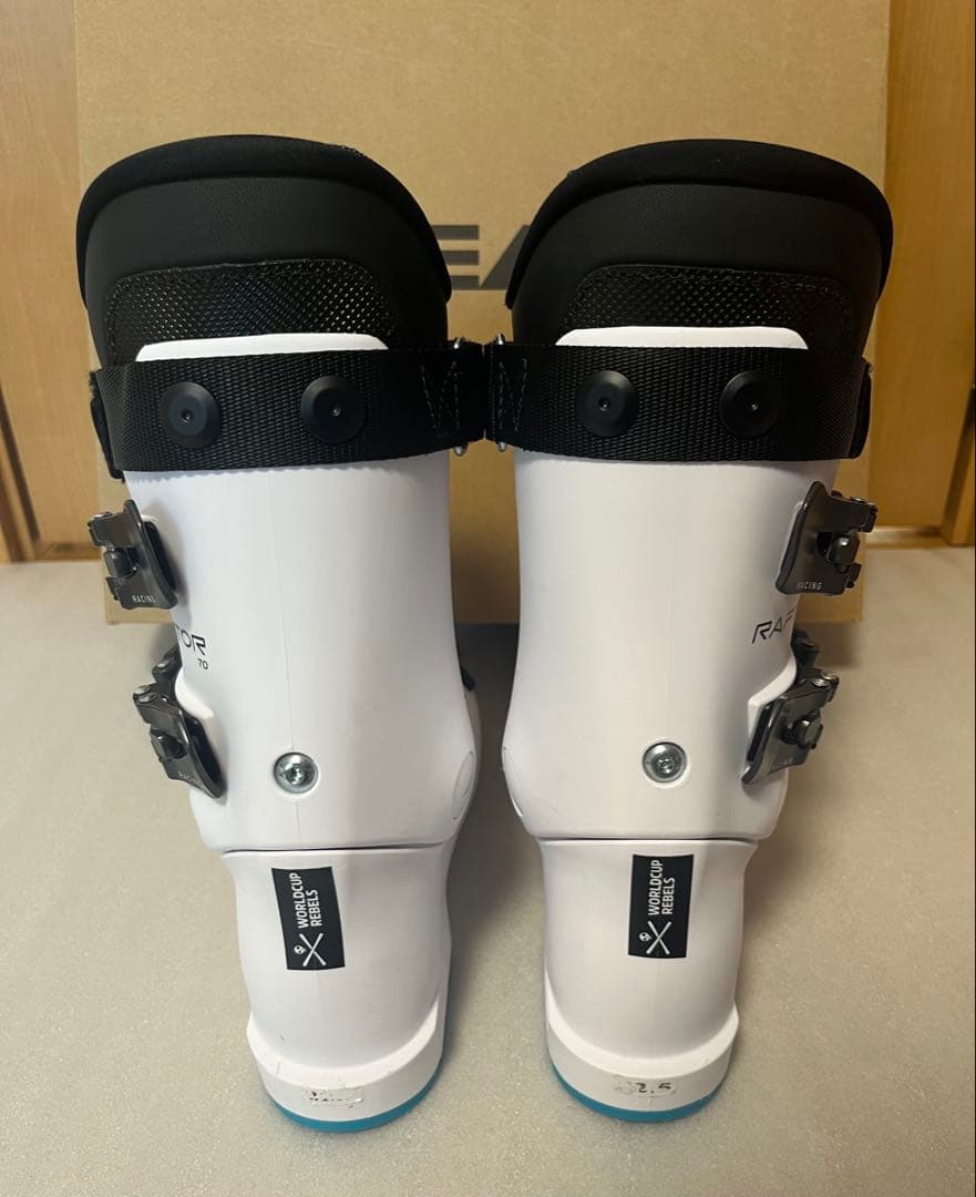 HEAD RAPTOR70 22.0-22.5センチ