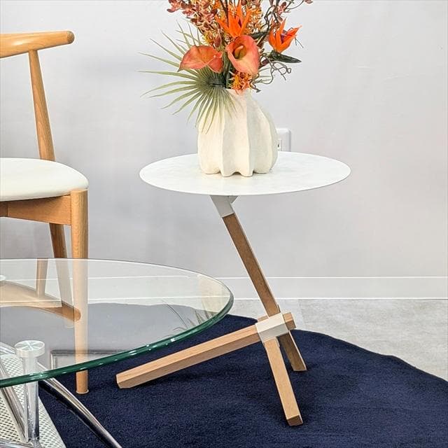 デュエンデTREサイドテーブル