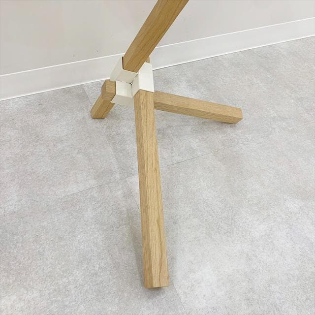 デュエンデTREサイドテーブル