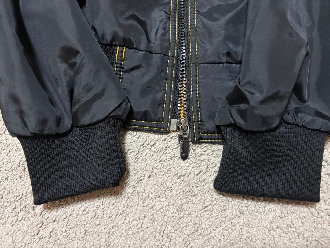 阪神タイガース　デサント　グランドコート　スタジャン