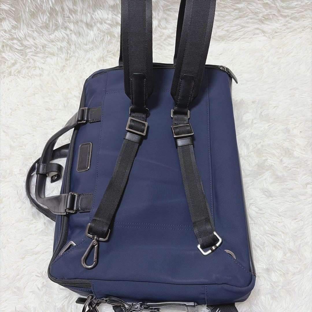 TUMIビジネスバックHarrisonサニーコンバーチブル・ブリーフ