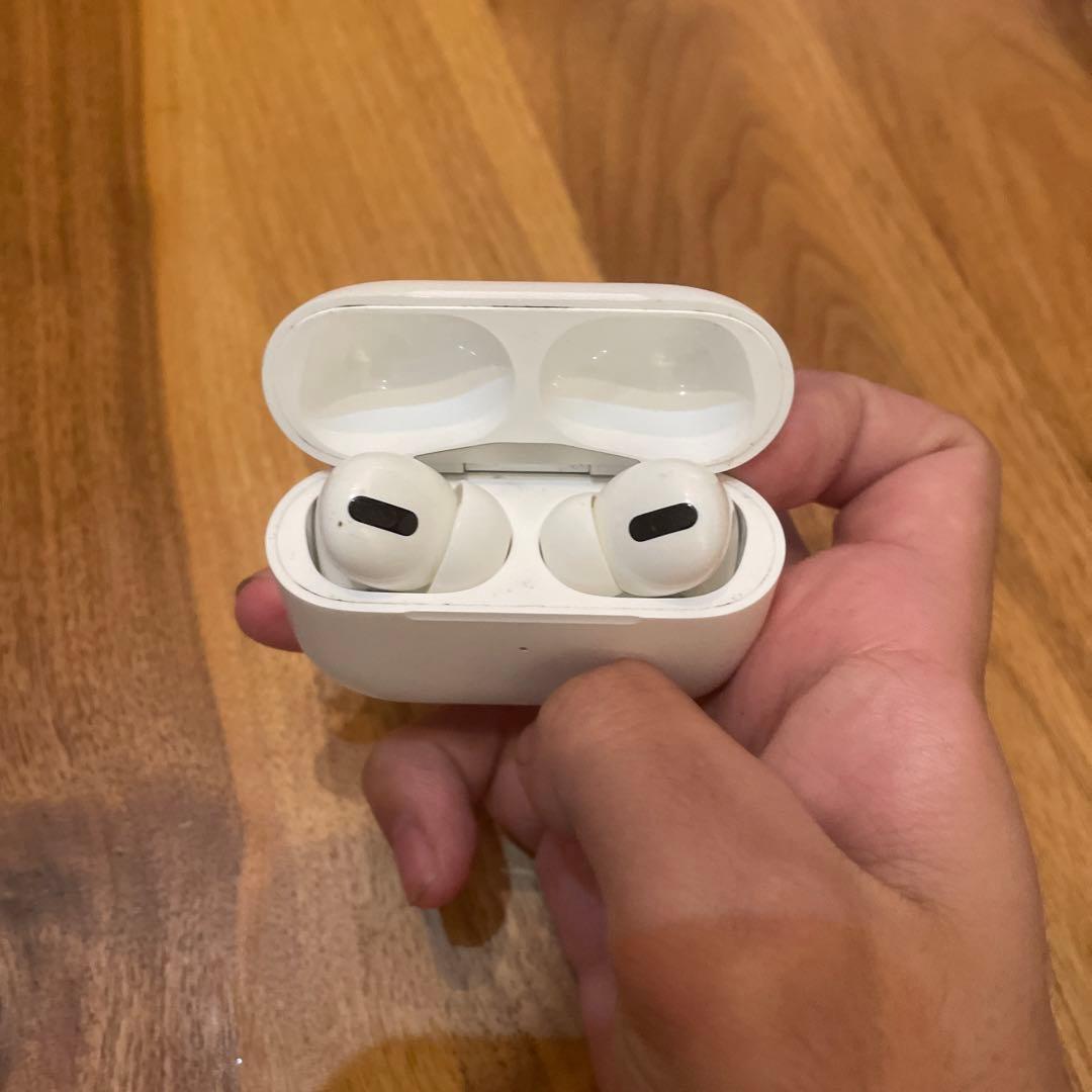 AirPods Pro本物