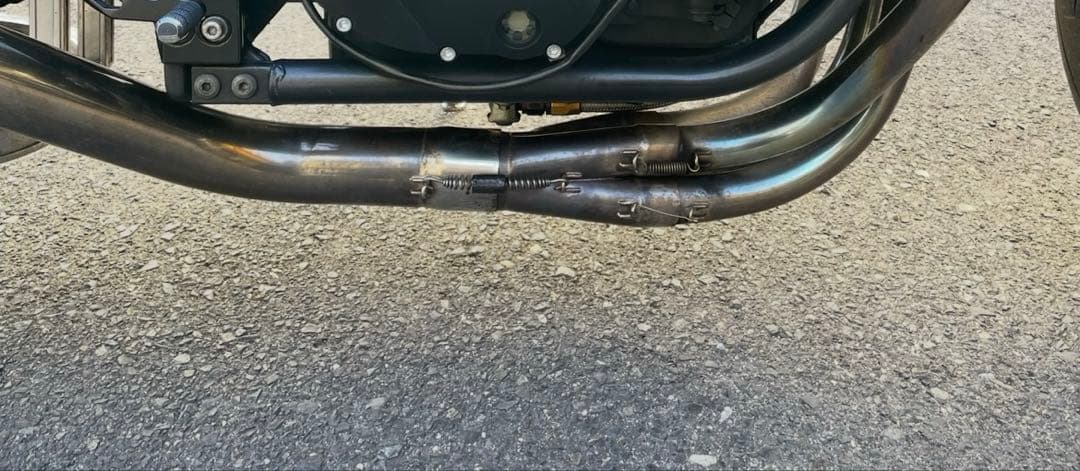 た*ち様 ゼファー1100 マフラー　フルエキゾースト