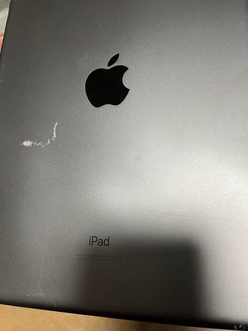 ipad a2429 32GB 第8世代 正常作動 画面割れ