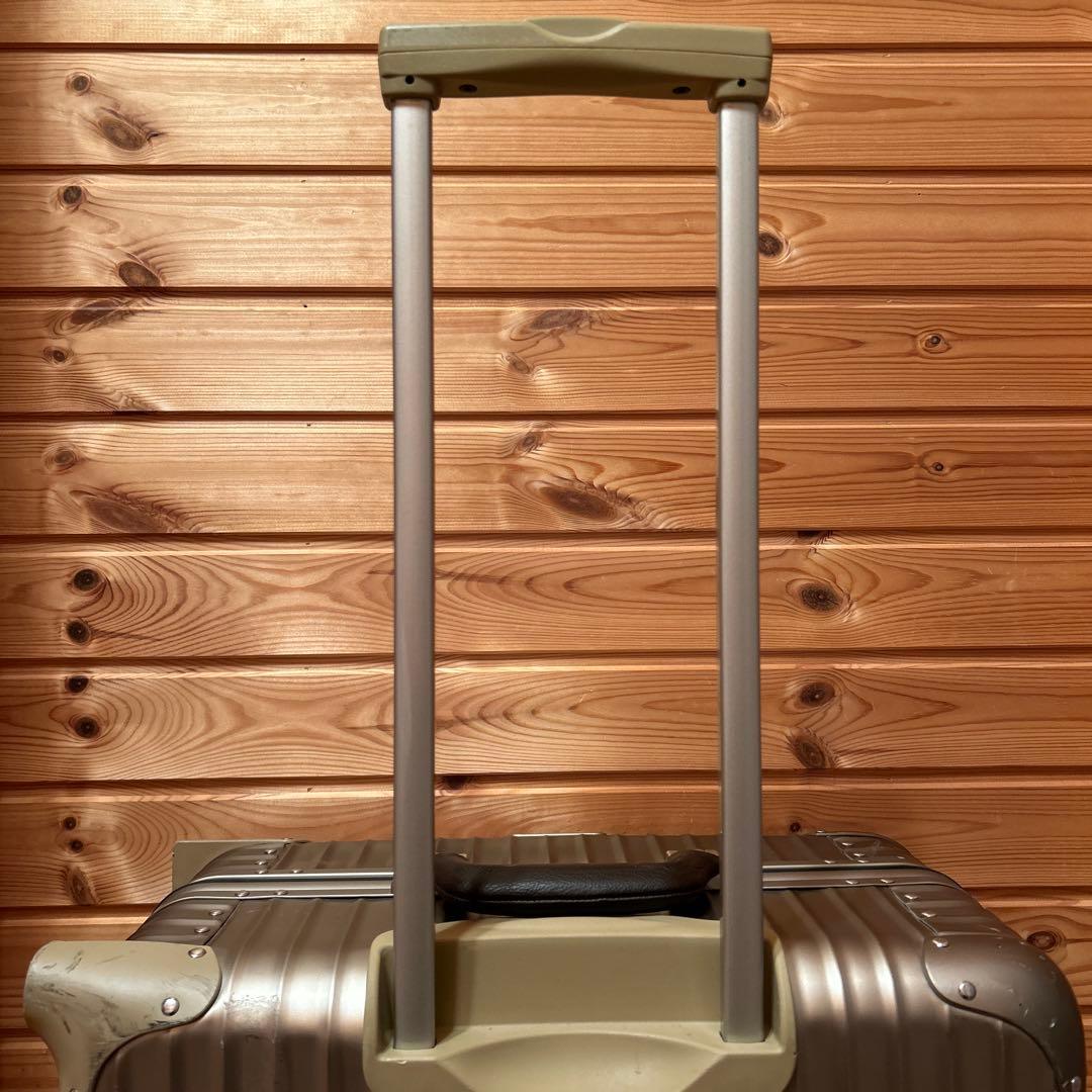 【匿名配送】RIMOWA リモア　シャンパンゴールド スーツケース