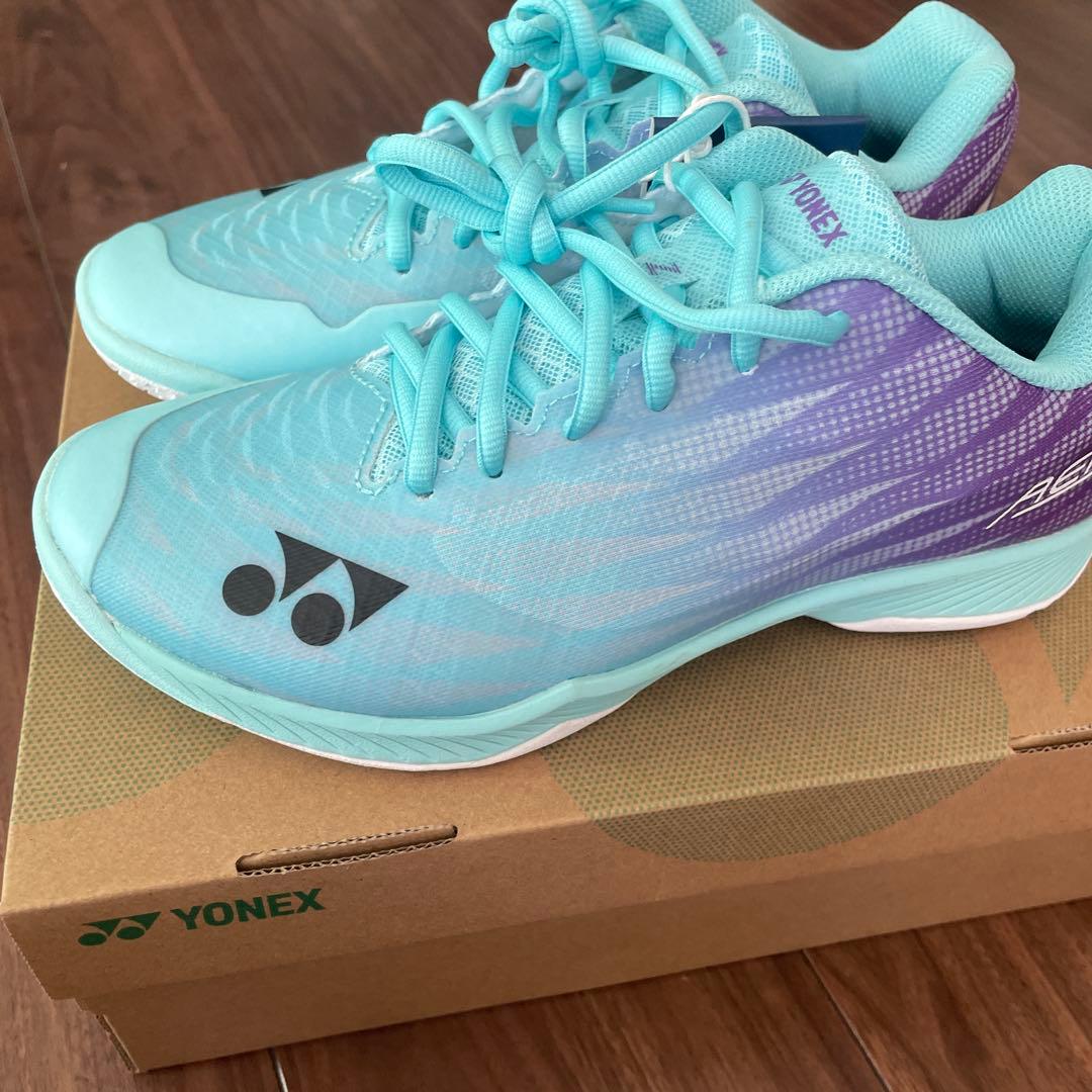 ヨネックス　バドミントンシューズ　エアラスzメン　新品未使用