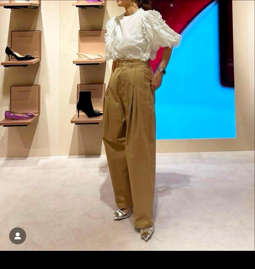 新品未使用タグ付！LOEWE チノパン　ロエベ　38 ベージュパンツ　オーバー