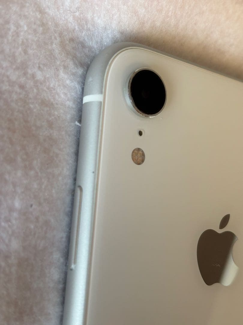 iPhone XR 64GB ホワイト 本体のみ 初期化済み