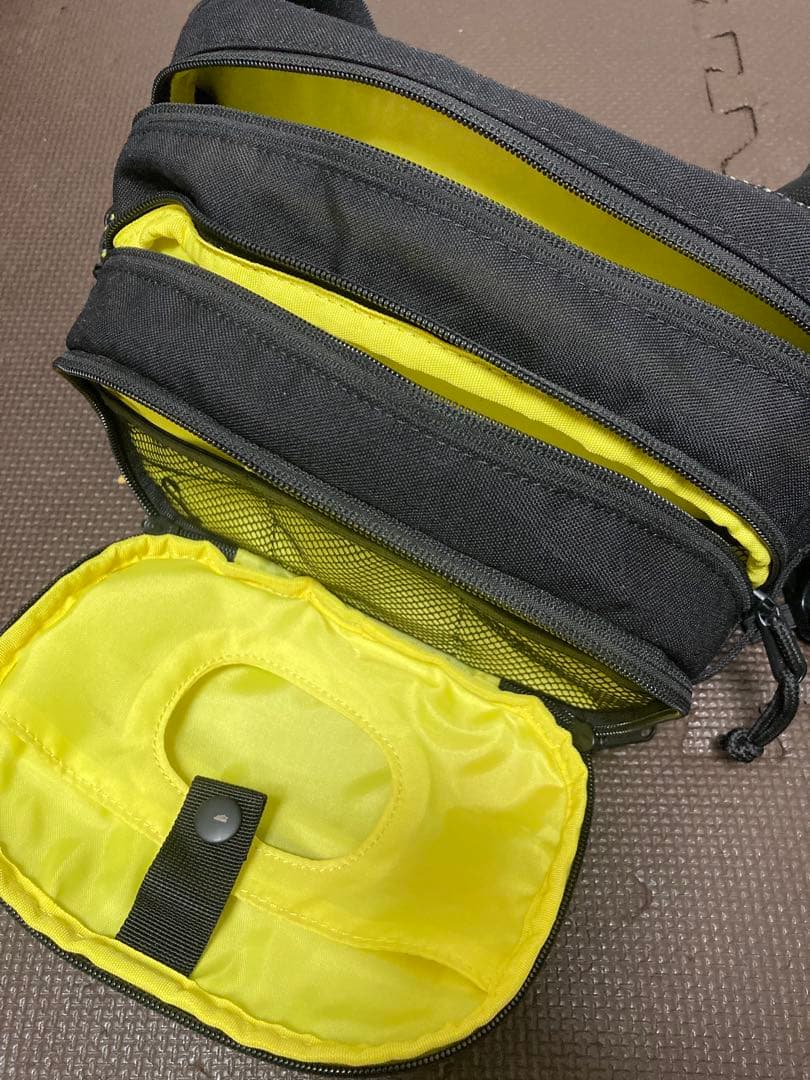 Hugoo ハグー ヒップシート ブラック