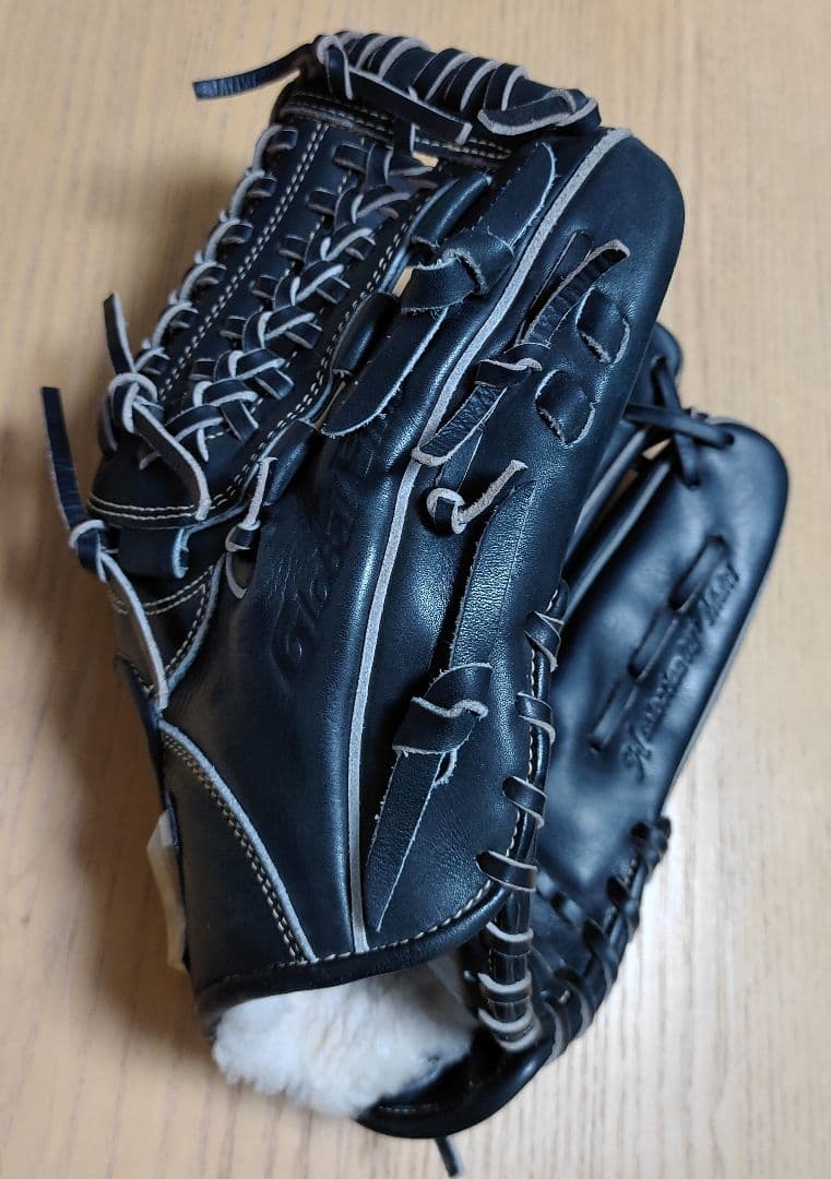 Mizuno Global Elite 硬式グローブ 右投げ用
